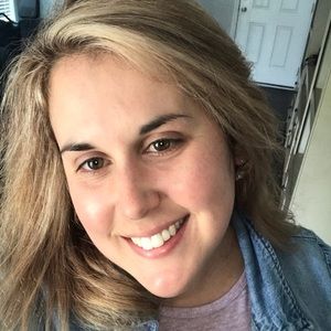 Meet your Posher, Cassandra